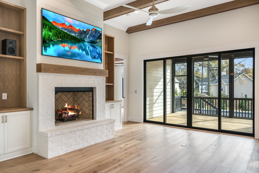 210 Hinton Family Room